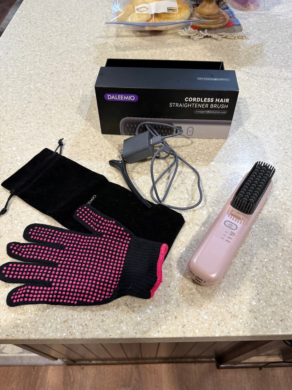 Daleemio Cordless Hair Straightener Brush Mini